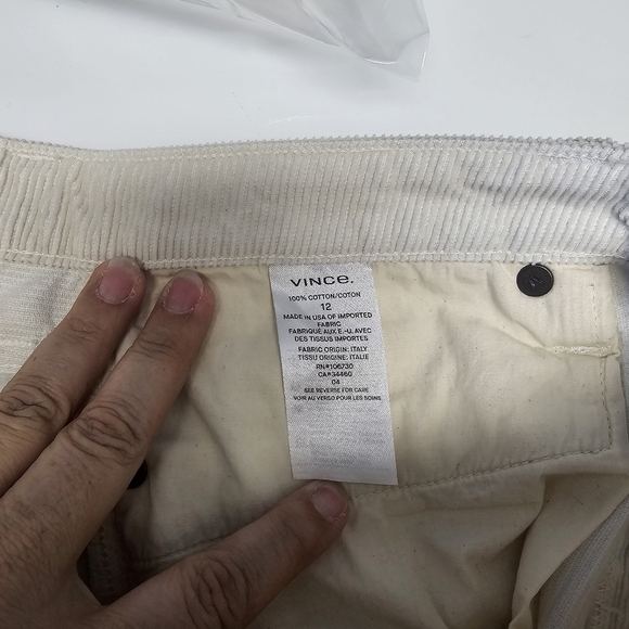 VINCE Women's Slouch Cropped Corduroy Pants Winter White Size 12 Minimialist - Picture 8 of 10